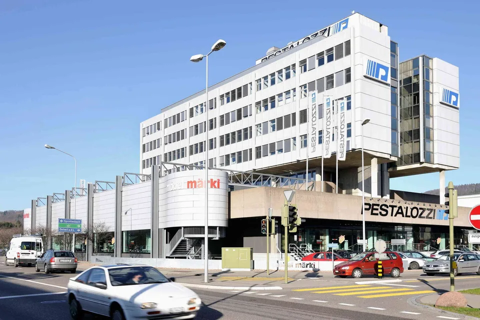 Ihr neuer Geschäftssitz mit optimaler Verkehrsanbindung