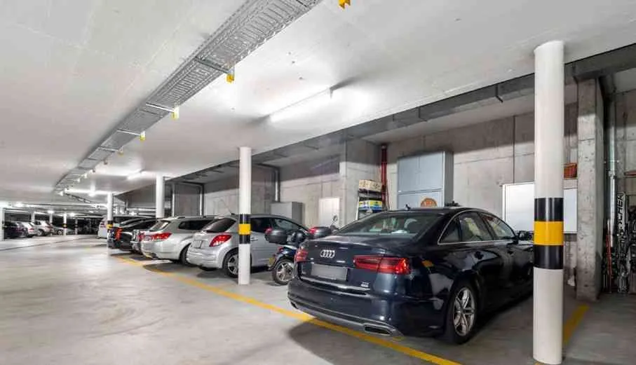 Parkplatz/Einstellplatz in Zürich West zu vermieten