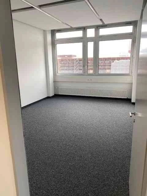 Kopie Moderne Büroräumlichkeiten in Regensdorf