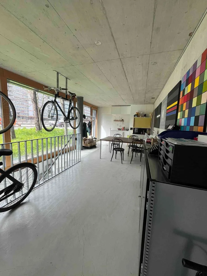 Büroarbeitsplatz Untervermietung, Co-Workingspace