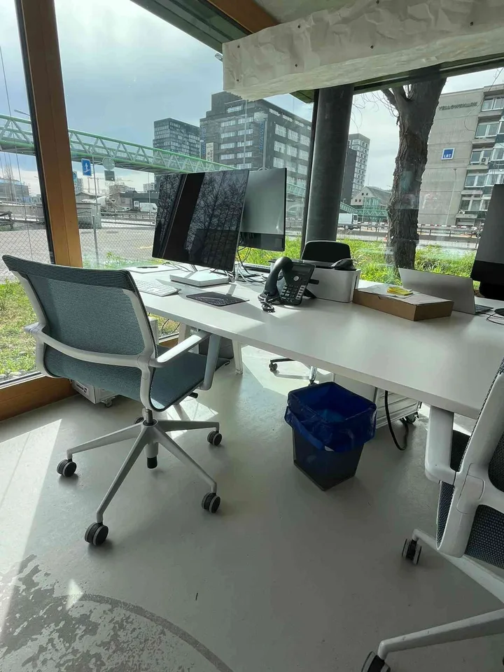 Büroarbeitsplatz Untervermietung, Co-Workingspace