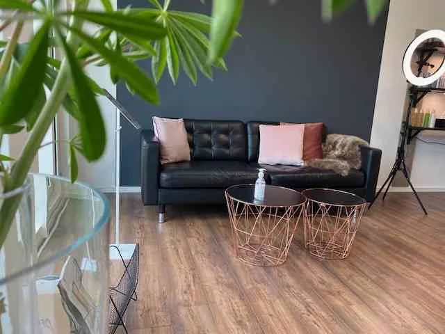 Suche Nachmieter für Kosmetikstudio