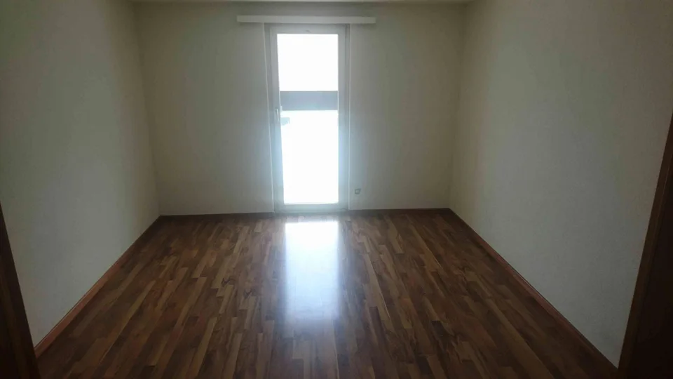 Ruhige und sonnige 6 Zimmer Wohnung