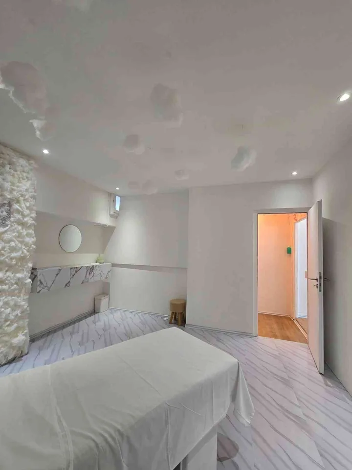 Gewerbefläche / Büro / Atelier / Salon / Praxis / Studio
