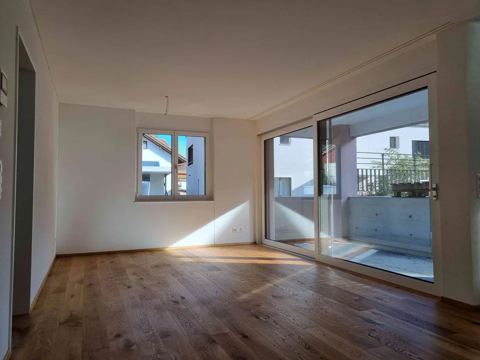 Moderne 2.5-Zimmer-Wohnung mit grosser Terrasse in Heiligkreuz