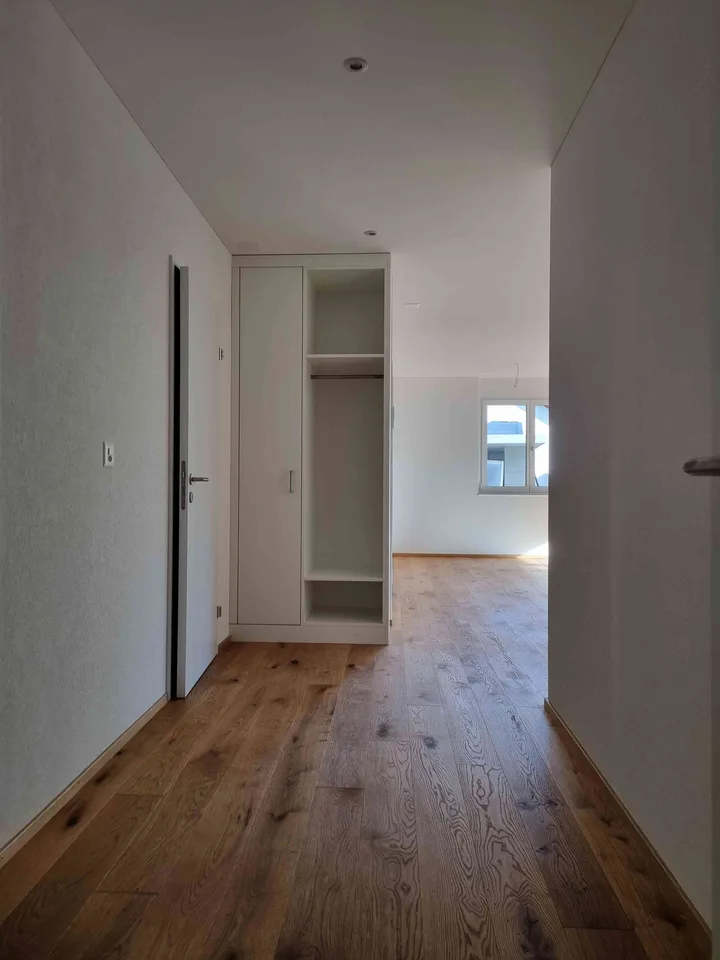 Moderne 2.5-Zimmer-Wohnung mit grosser Terrasse in Heiligkreuz