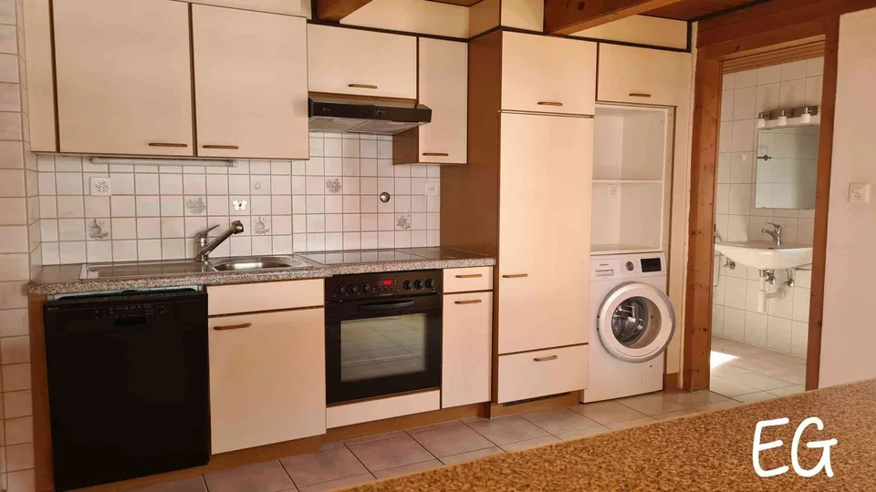 4.5 Zimmer Haus mit Umschwung