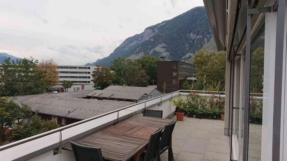 Moderne 3 1/2-Zimmer-Attikawohnung an zentraler Lage in Chur