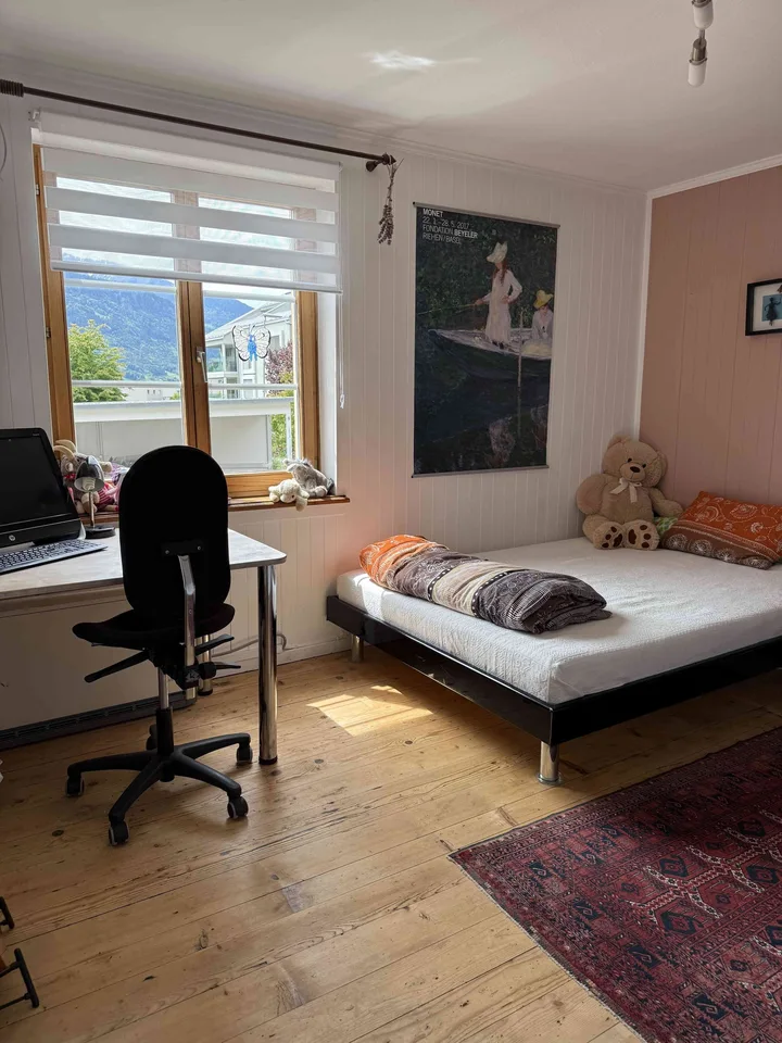 Lichtdurchflutetes 4-Zimmer Nostalgie-Bijou mit Gartenparadies
