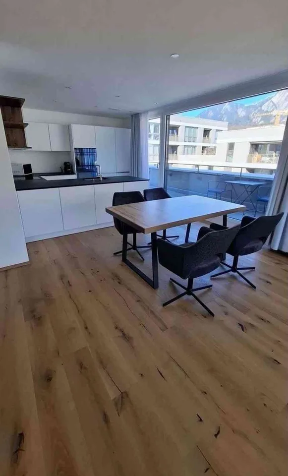 2.5-Zimmer-Attikawohnung