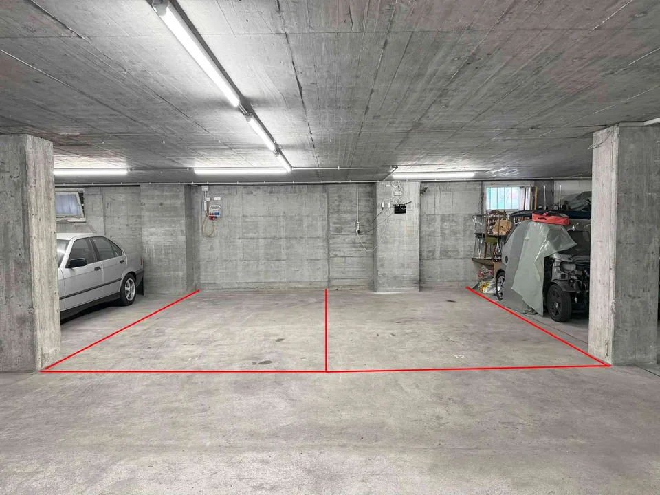 Zwei Tiefgaragenparkplätze an zentraler Lage in Buchs