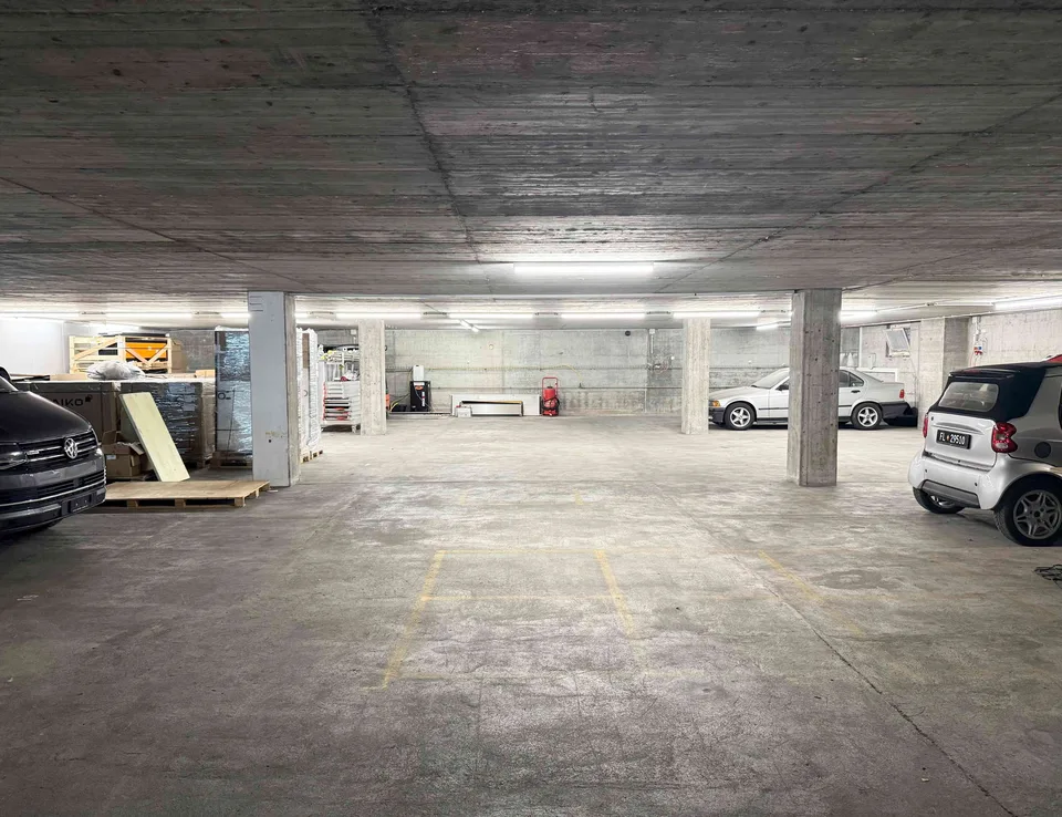 Zwei Tiefgaragenparkplätze an zentraler Lage in Buchs