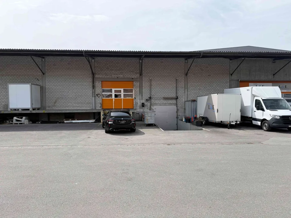 Zwei Tiefgaragenparkplätze an zentraler Lage in Buchs