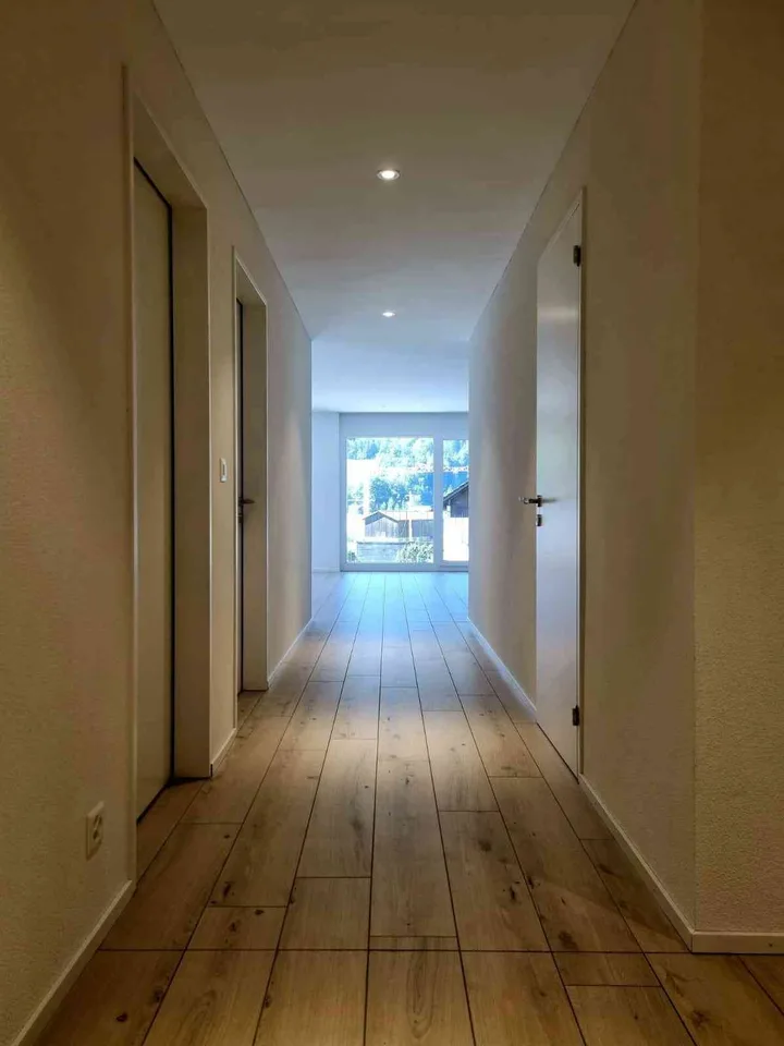 helle 3.5 Zimmerwohnung in Seewis Pardisla
