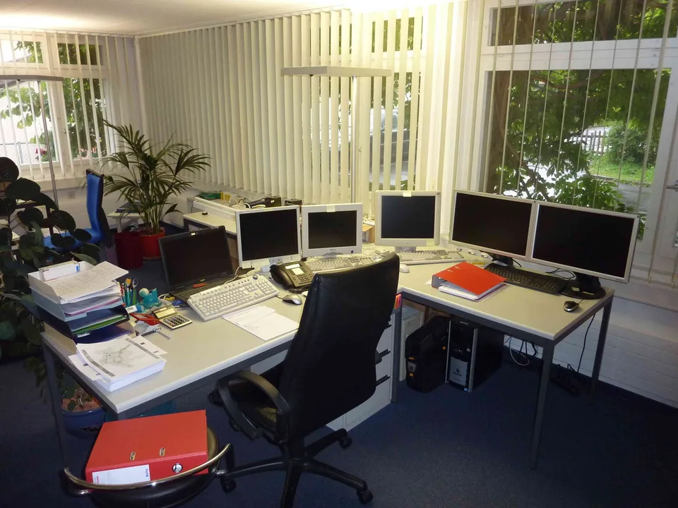 Büroräumlichkeiten mit 91 + 7 m2