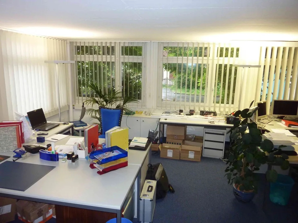 Büroräumlichkeiten mit 91 + 7 m2