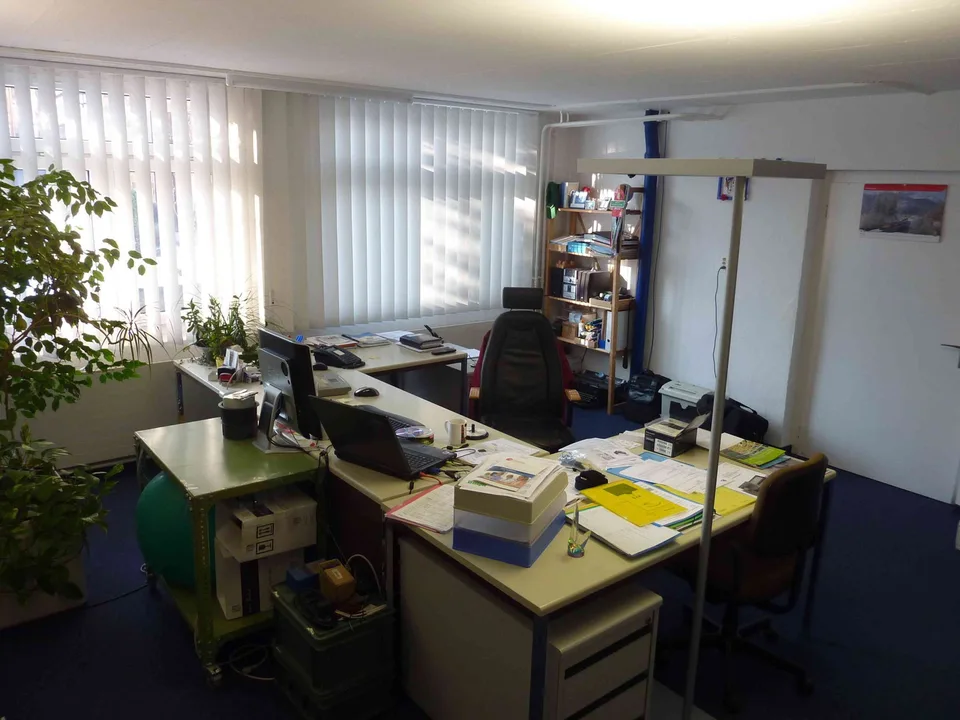 Büroräumlichkeiten mit 91 + 7 m2