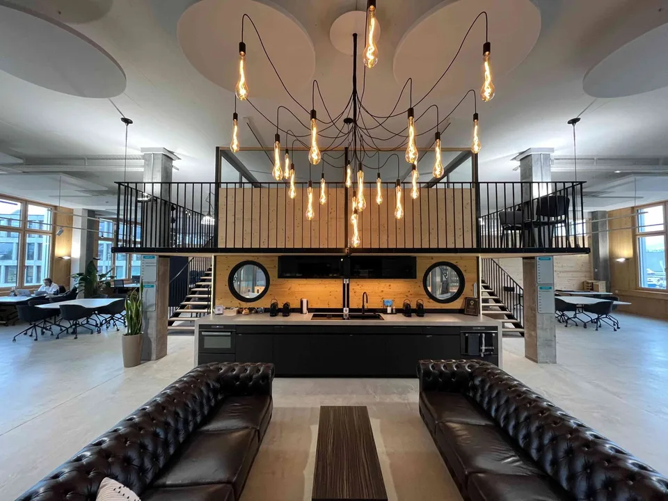 Büro- oder Schulungsräume mit Lounge an guter Verkehrslage Chur West