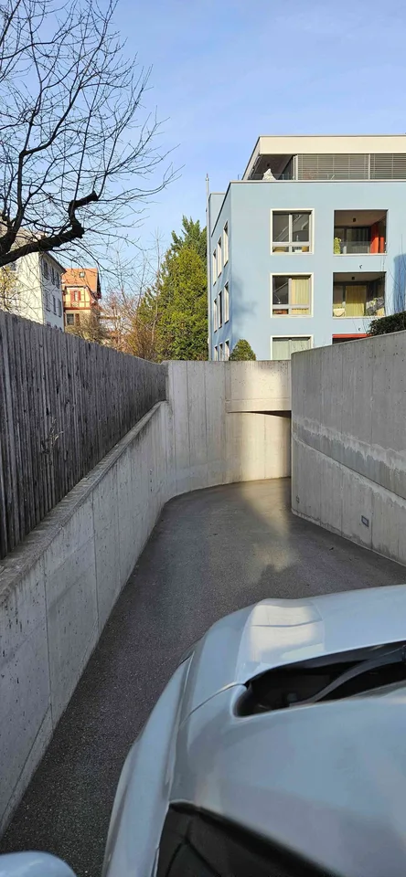 Tiefgaragen-Parkplatz