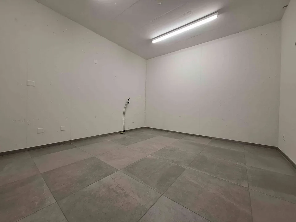 NEUBAU GEWERBE - BÜRO - GASTRO - STUDIO