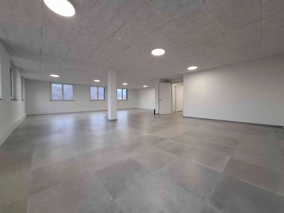 NEUBAU GEWERBE - BÜRO - GASTRO - STUDIO