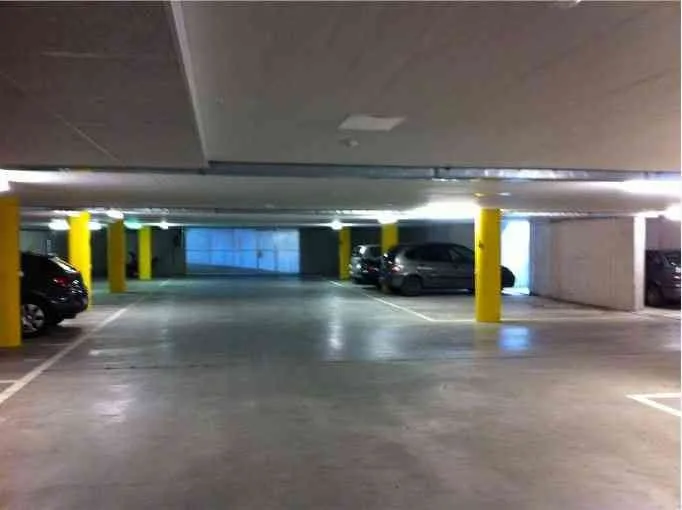 Grosszügiger Tiefgaragenplatz beim Bahnhof Sargans