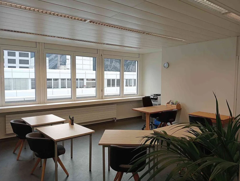 Büro / Unterrichtsraum zur Untermiete