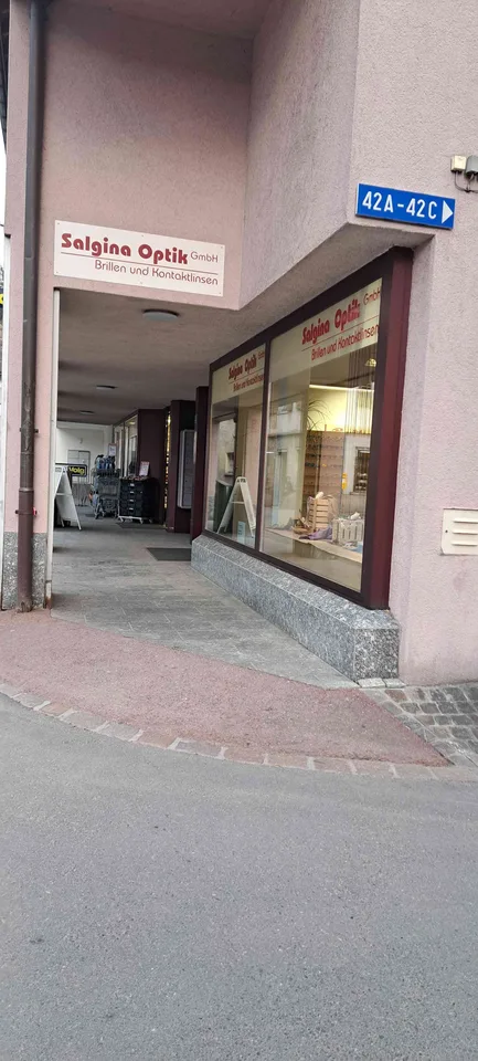 Ladenlokal, ehemals Salgina Optik