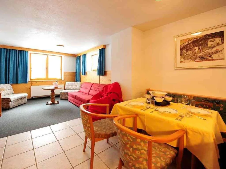 Sehr schöne voll ausgestattete, möblierte 2 ½ Zimmer Wohnung,all-inkl.