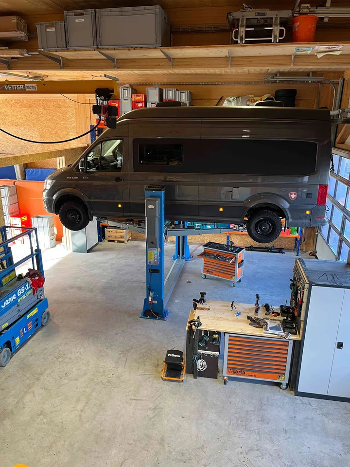 Autolift inkl. Garage, Werkstatt zu vermieten