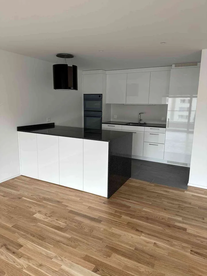 Stilvolle 3.5-Zimmer-Wohnung in sonniger und ruhiger Lage in Ulisbach