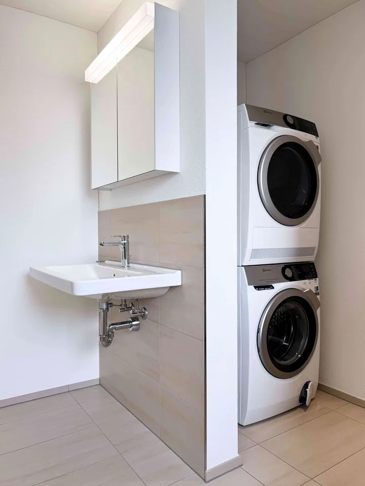 Traumhafte 4.5-Zimmer-Wohnung mit unverbaubarem Bergpanorama in Weesen