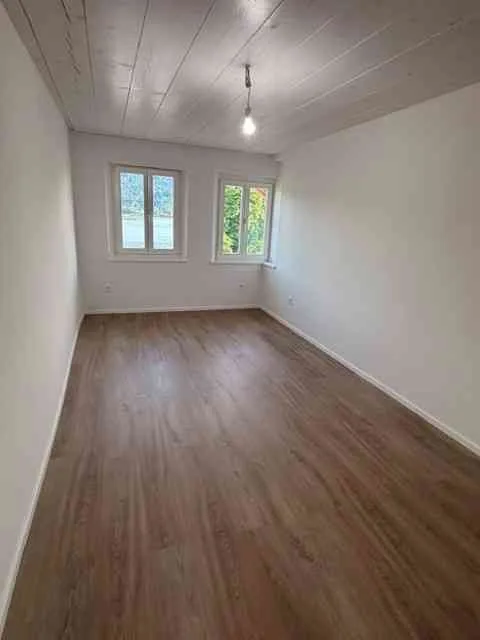 4.5-Zimmer-Maisonette mit Seesicht & Garten