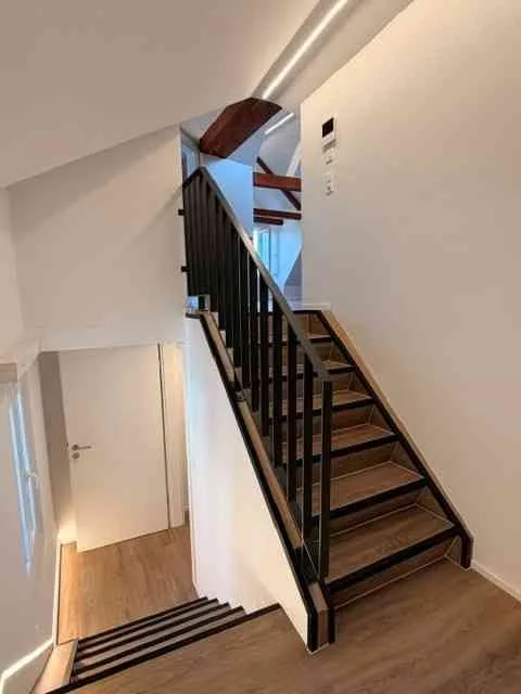 4.5-Zimmer-Maisonette mit Seesicht & Garten