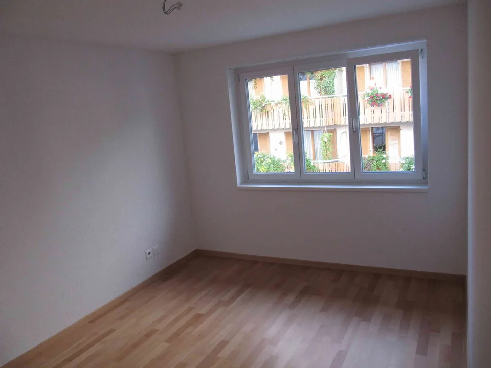 Moderne 4.0-Zimmerwohnung mit sonniger Terrasse