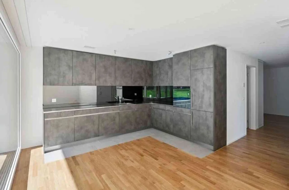 Wunderschöne 4.5 - Zimmerwohnung an ruhiger Lage in Galgenen