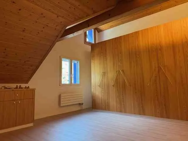 Hier ist Deine 8 Zi. Traumwohnung / auch als WG