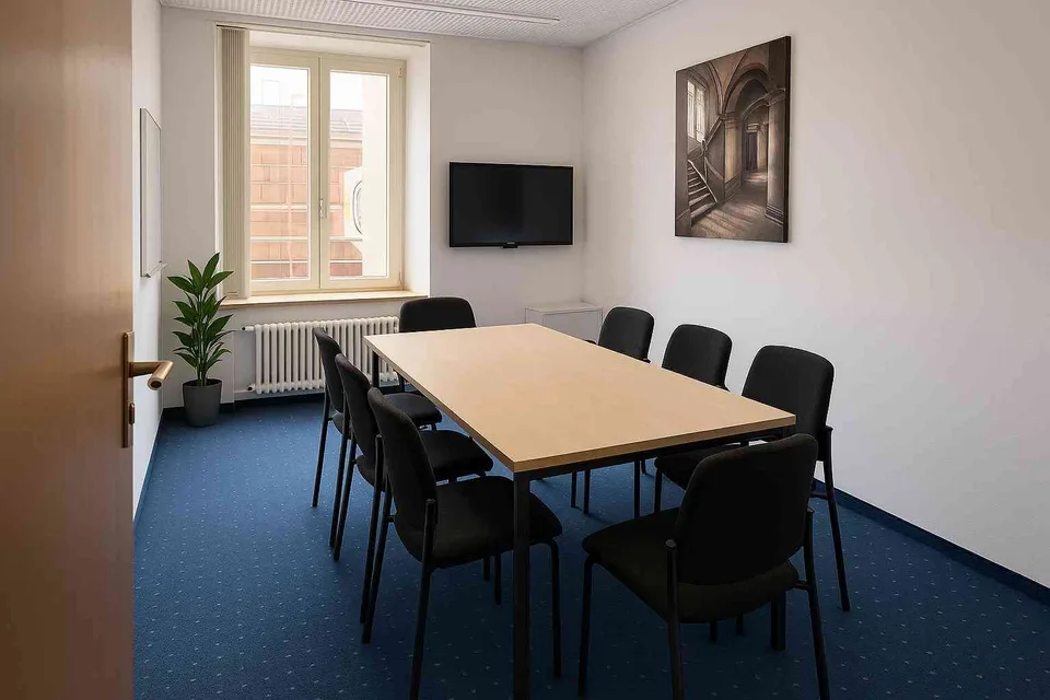 80?m² Bürofläche auch geeignet für eine Praxis, sofort verfügbar