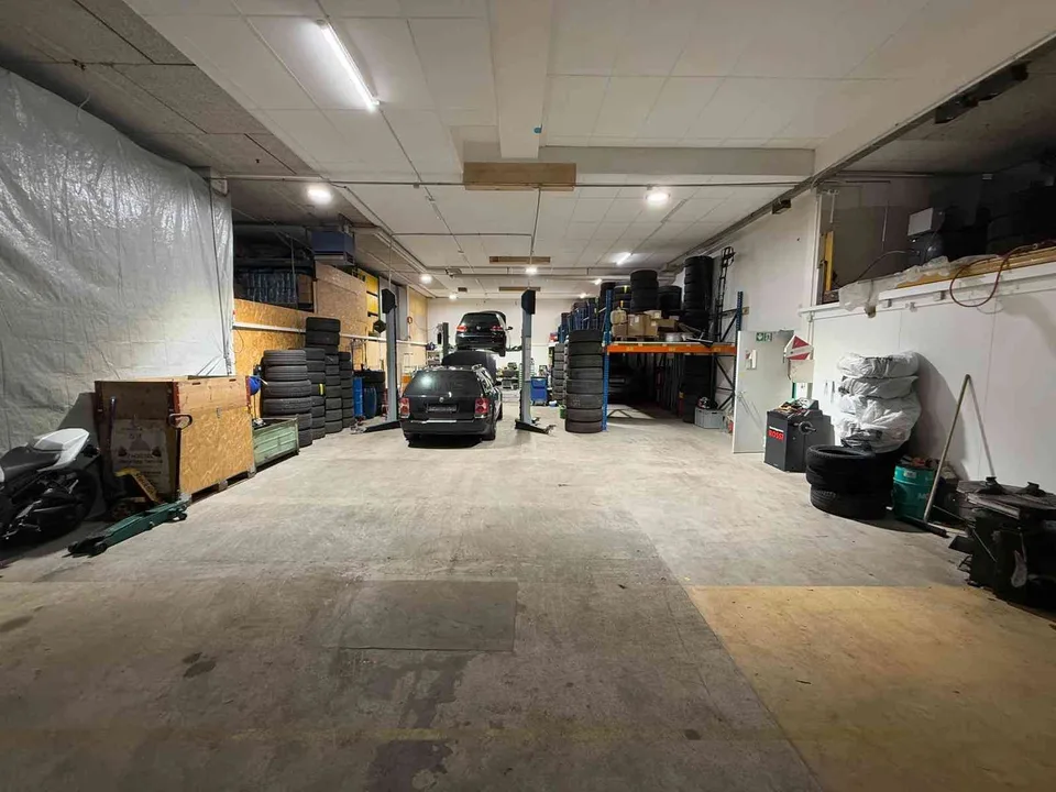 Attraktiver Gewerberaum in Galgenen! Ideal für ihre Werkstatt
