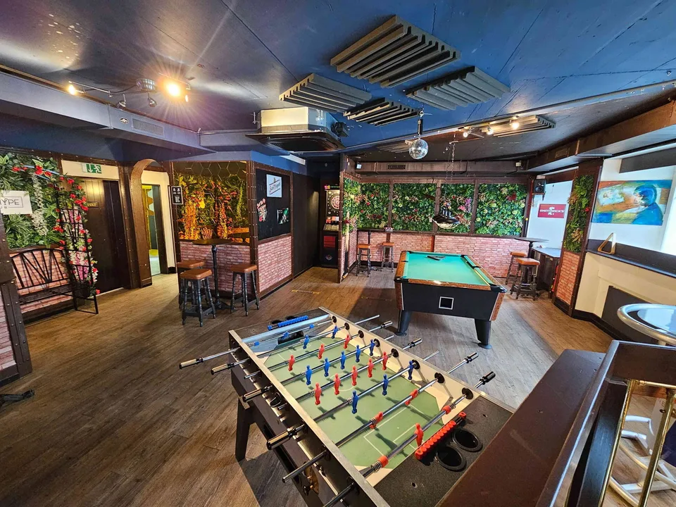 Restaurant/Bar/Pub