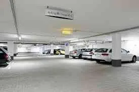 Tiefgaragenparkplatz zu vermieten