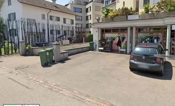 Tiefgaragenplätze im Zentrum von Jona
