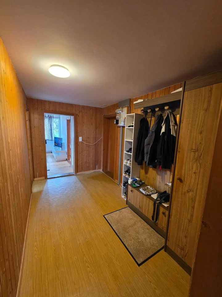Gemütliches Wg-Zimmer im Herzen von Sins