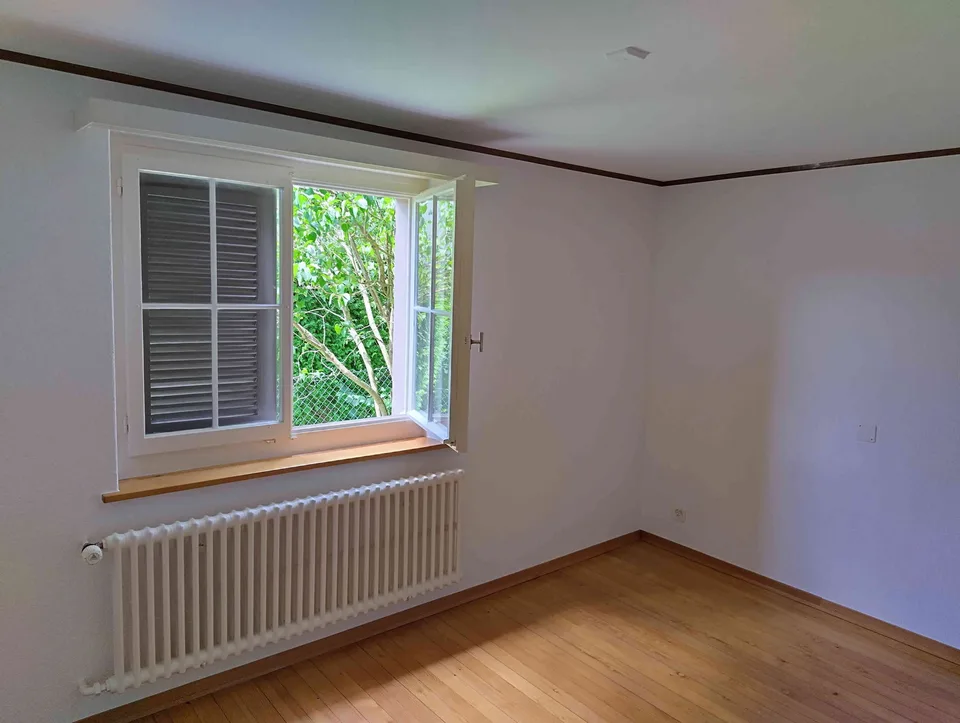 3-Zimmer Wohnung mit beheizten, separatem Nebenraum in 2-Familien Haus