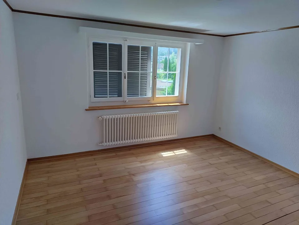 3-Zimmer Wohnung mit beheizten, separatem Nebenraum in 2-Familien Haus