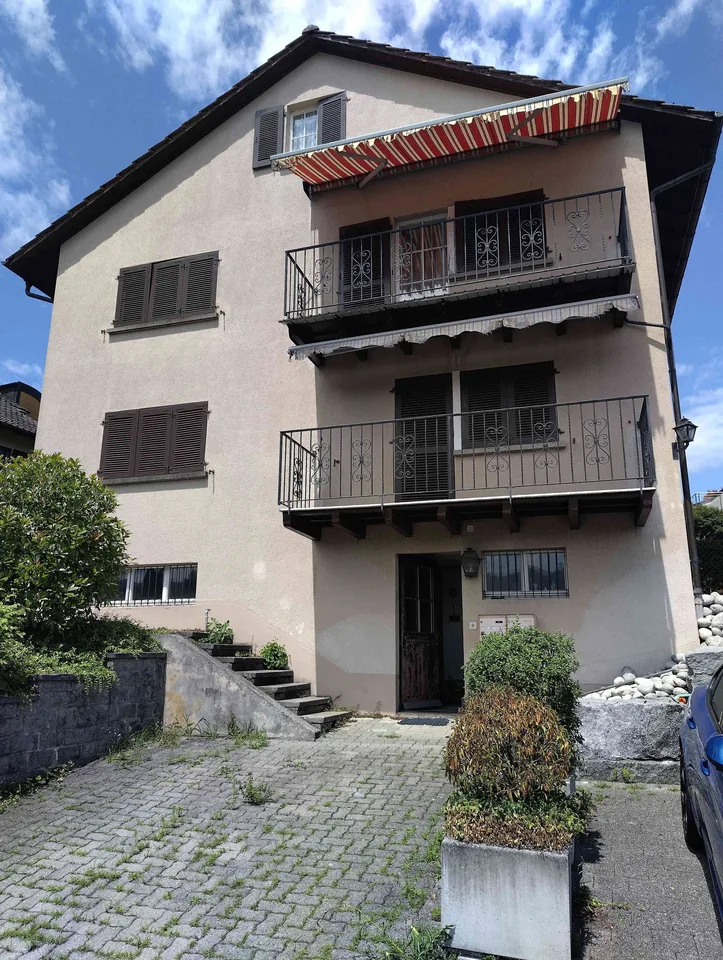 3-Zimmer Wohnung mit beheizten, separatem Nebenraum in 2-Familien Haus