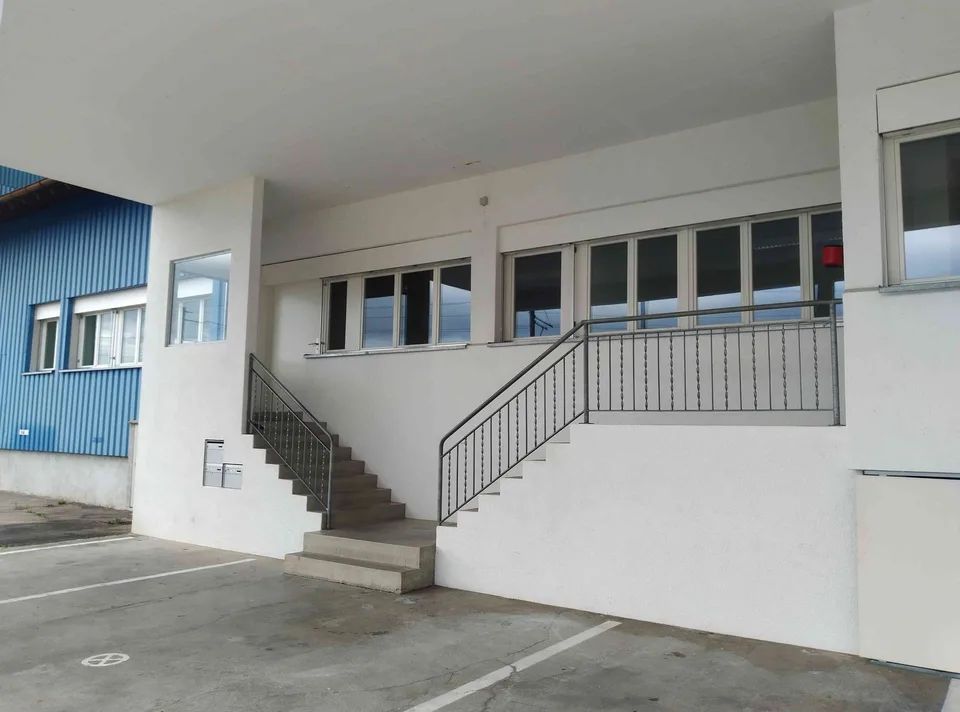 Nachmieter gesucht - Charmantes Büro an zentraler Lage von Steinhausen