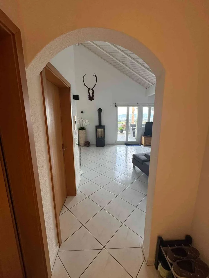 5.5 Zimmer Wohnung mit grosser Terasse