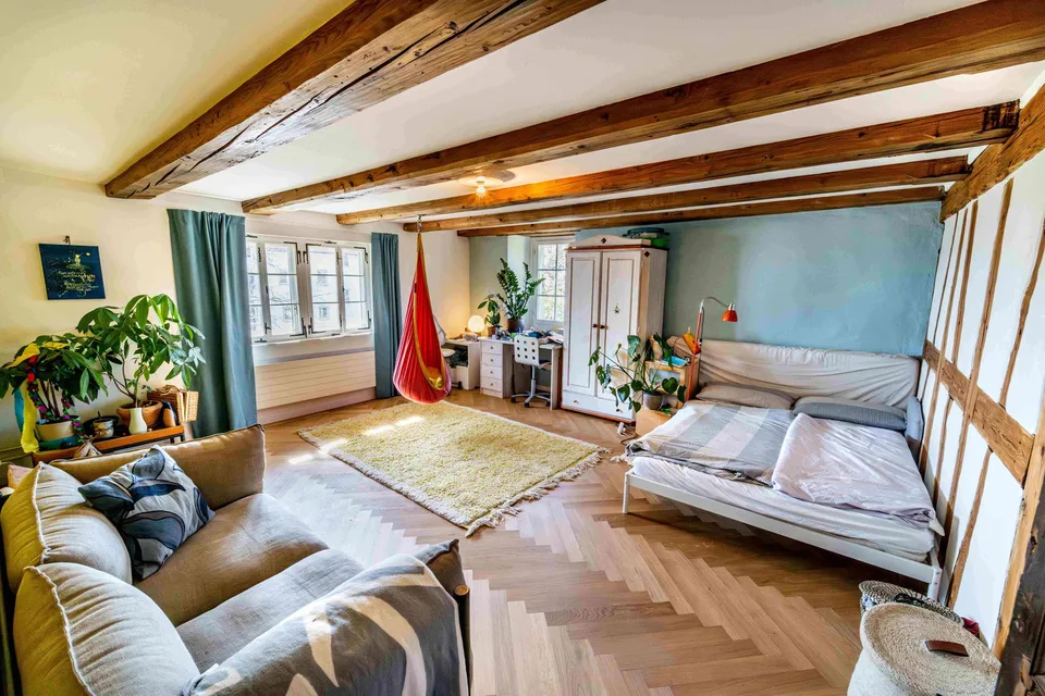 Einfamilienhaus für 2.5 Monate zu vermieten (möbliert)