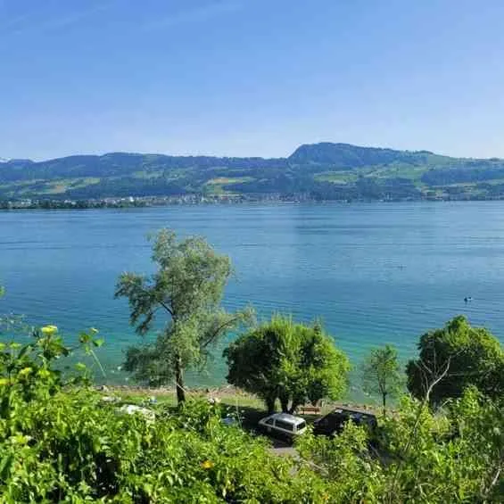 WG Zimmer in gemütlichem schönen Haus mit Traumhafter Aussicht Seenähe